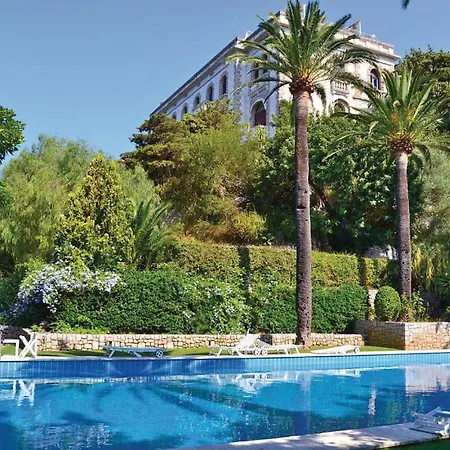 Nella Torre Apartment *