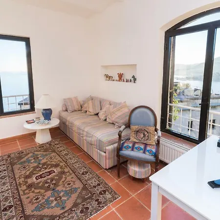 Nella Torre * Grimaldi (Liguria)