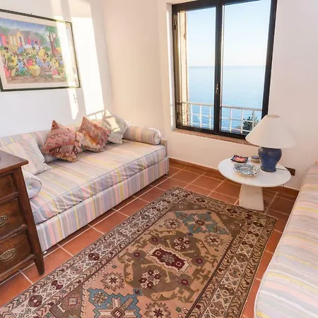 Nella Torre Apartment Grimaldi (Liguria)